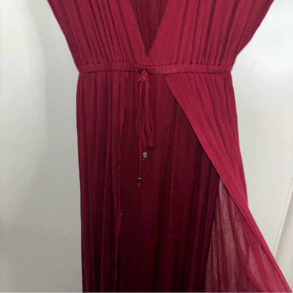 Fashion Nova Red Pleated V-Neck Maxi Dress Size Small - Picture 2 of 11